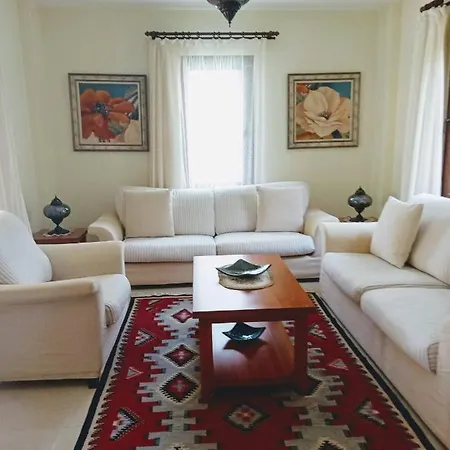 מלון Oliva Houses1