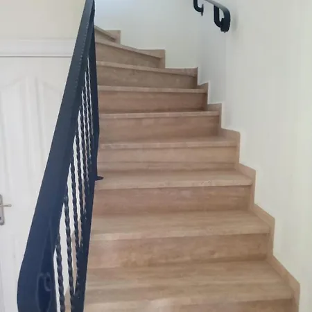 Oliva Houses1 מלון 4*
