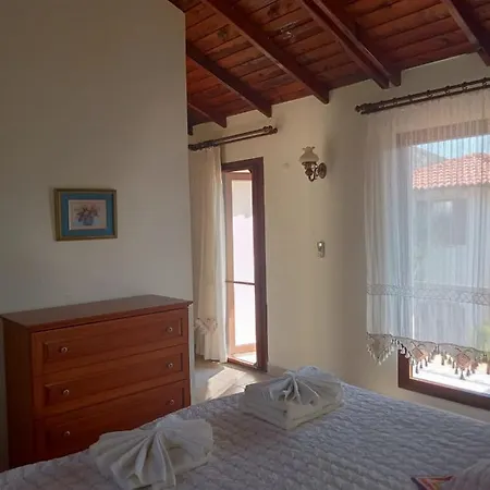 Oliva Houses1 מלון מוגלה